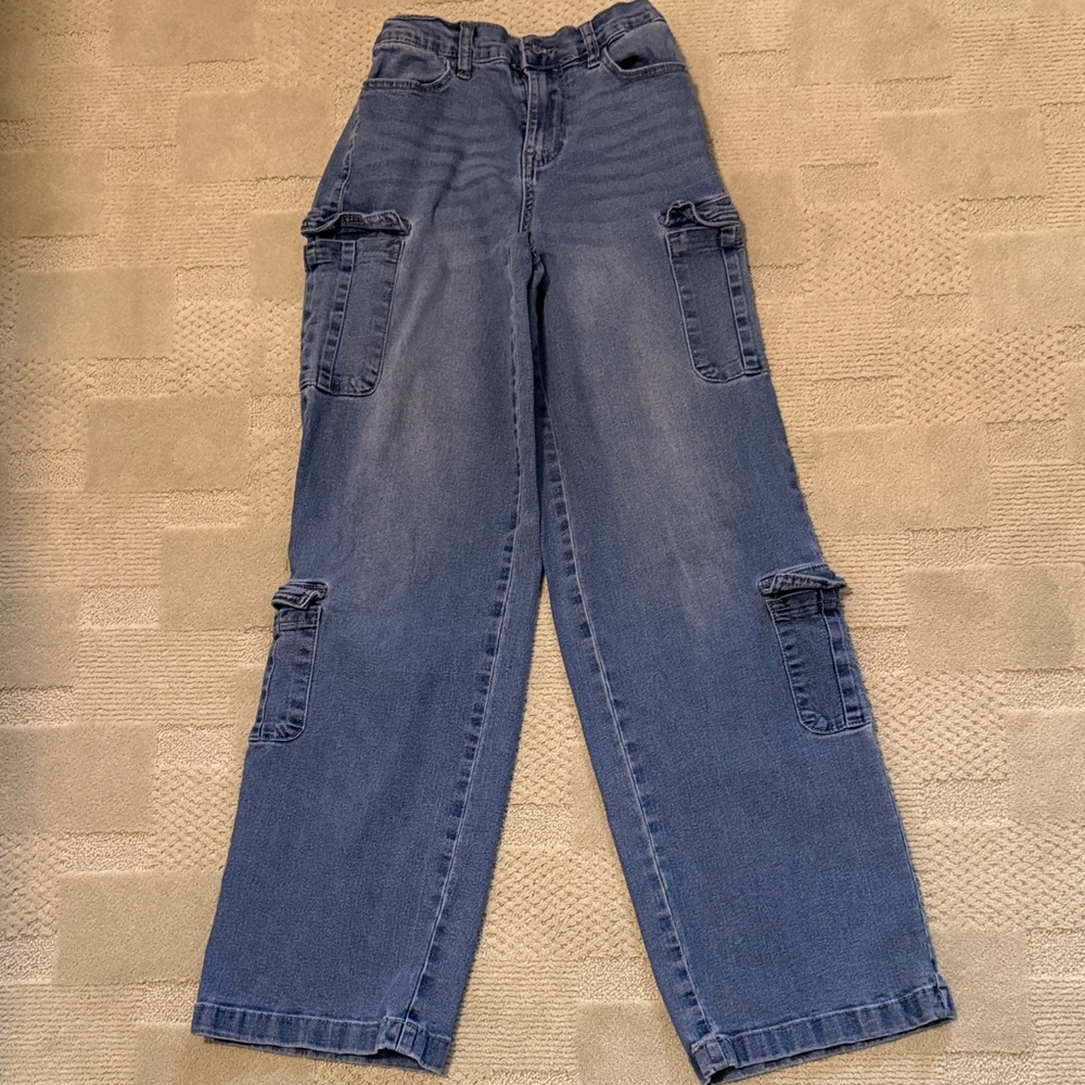 Wide leg cargo jeans NYC Madden jeans, size xxs, soft and comfy elastic back